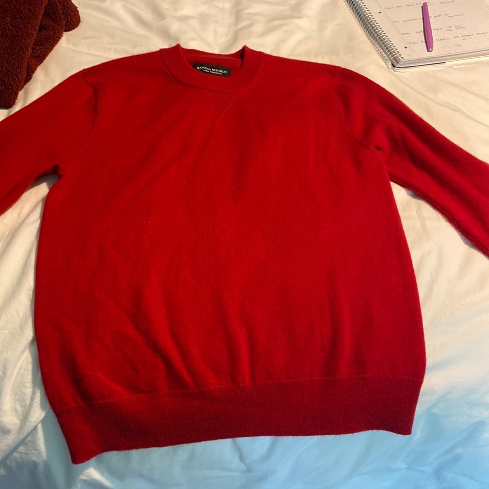 Men’s red 100% cashmere sweater
